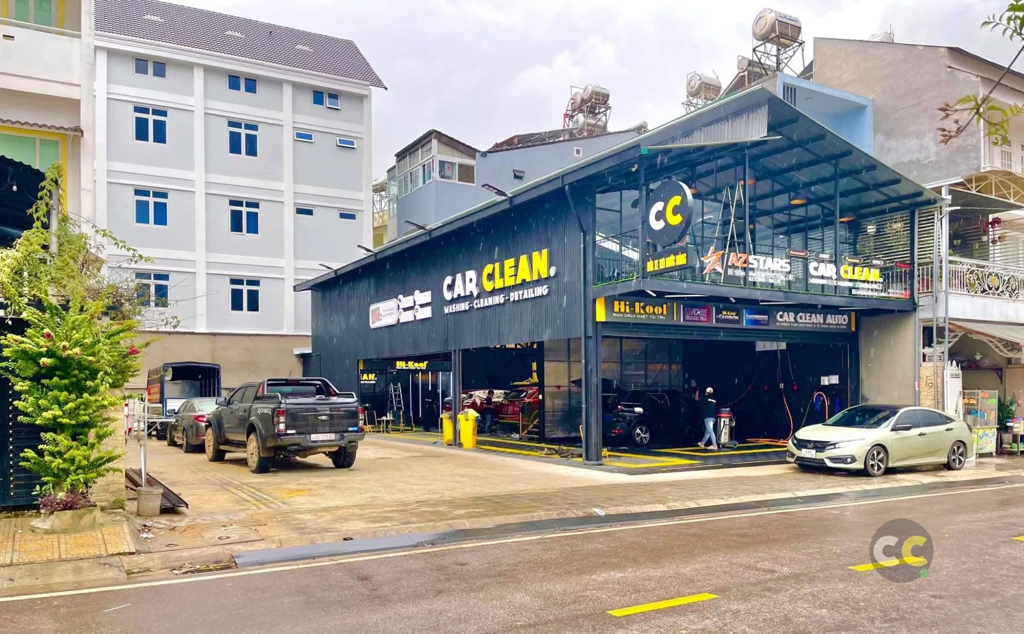 Nhật ký xưởng CarClean Đà Lạt: Hoàn thành 2 xe bọc trần Alcantara ca sáng 10/09